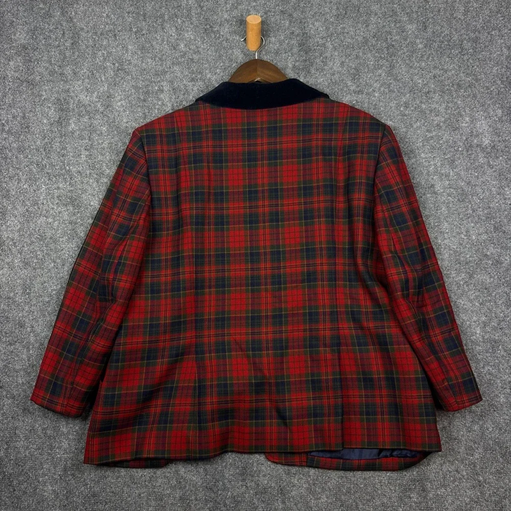 Pendleton Plaid Blazer Womens 18W Red Virgin Wool Velvet Collar Jacket USA 0403
